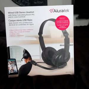 Wired USB stereo headset